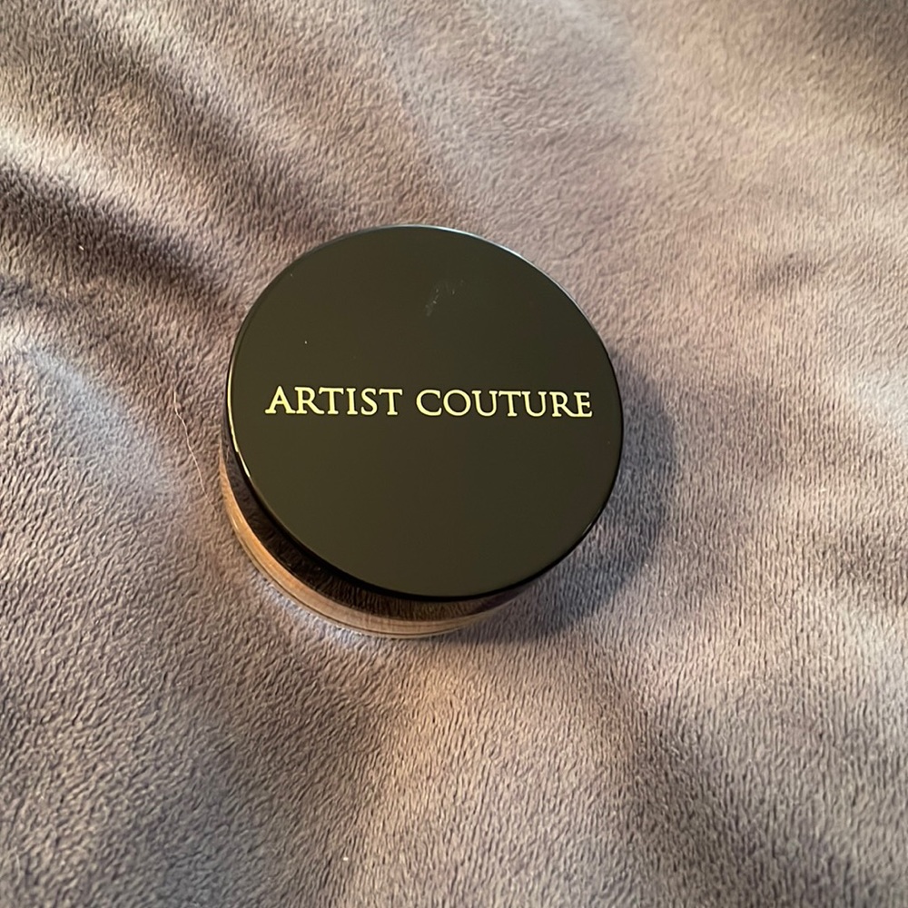 artist couture diamond glow powder in “purple dream” NWOT